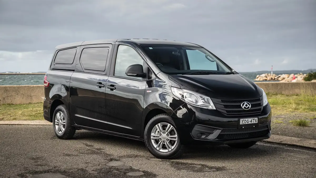 2025 LDV G10+
